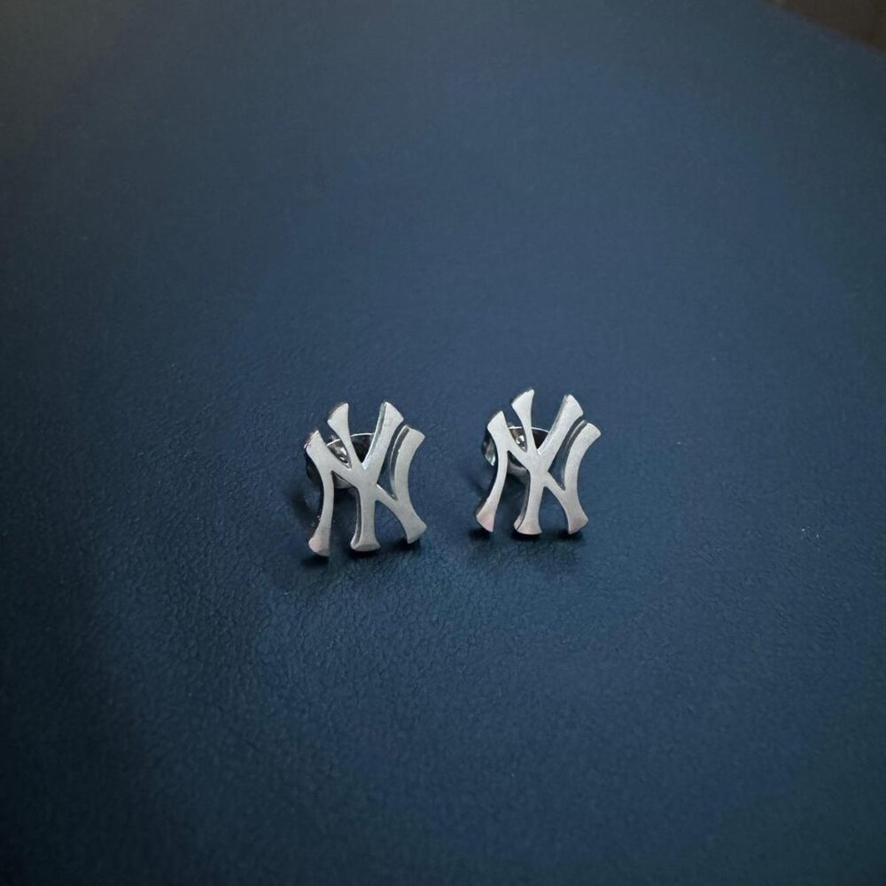 Silver NY Stud Earrings / New York Earrings / New York Yankees Earrings - Unisex